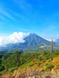 🌋Hiking into the Underworld – Mount Ijen’s Blue Fire & Sulfur Soul