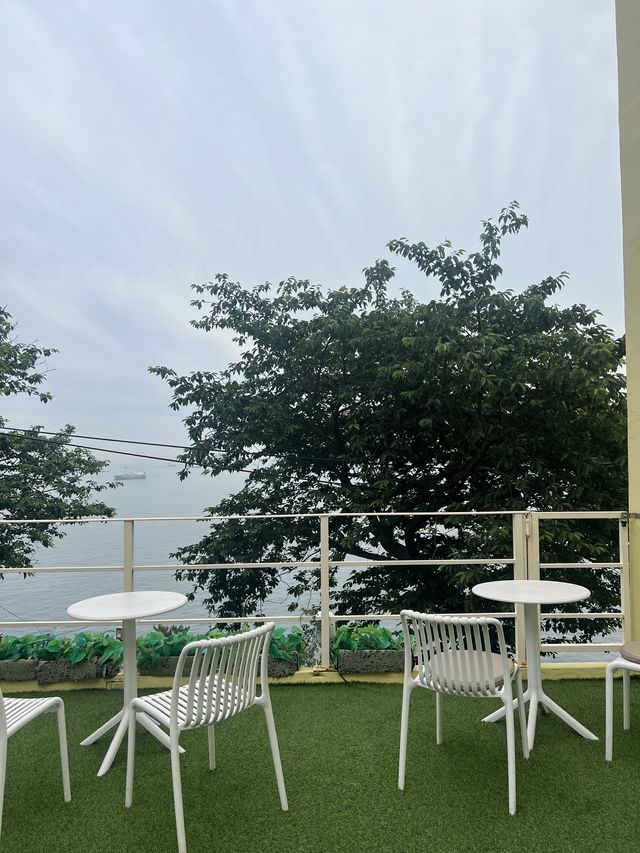 Huinnyeoul Culture Village - Main cafe