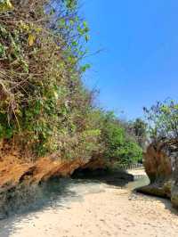 🌊 : Geger Beach เที่ยวบาหลี อินโดนีเซีย
