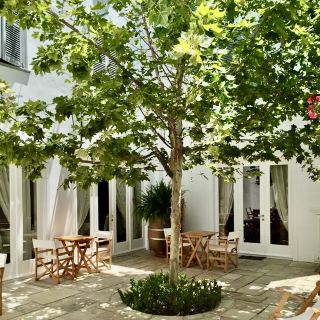 มีบรรยากาศศิลปะที่เกาะสเปตเซส (Spetses apartments) พักหนึ่งคืน