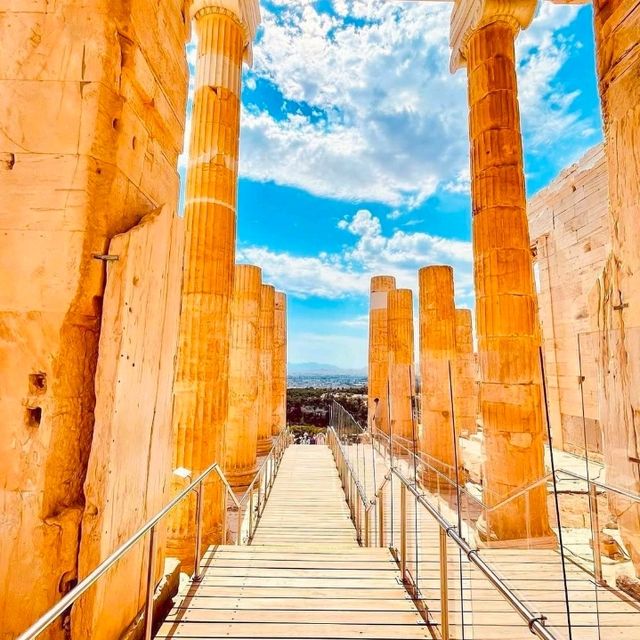 古代ギリシャの象徴！アクロポリスのパルテノン神殿