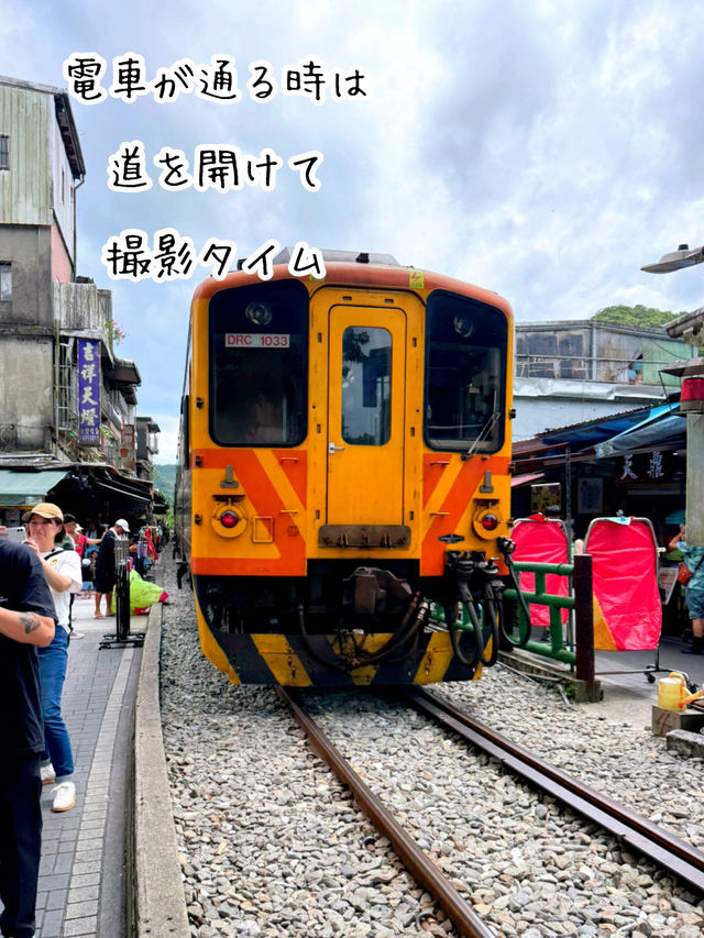 願い事を書いたランタン(天燈)を飛ばそう
