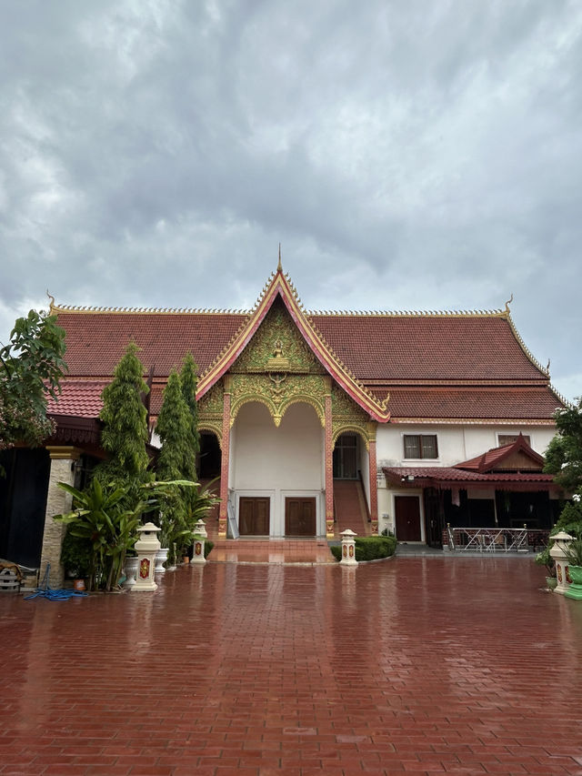 Wat Si Saket, Vientiane’s oldest Buddhist Temple