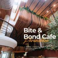 🌿 คาเฟ่สวยโทนทรอปิคัลย่านเสาชิงช้า: Bite & Bond