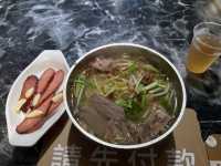 50年不熄火的深夜食堂！鴨肉榮，桃園大廟旁的晝夜美味傳奇 
