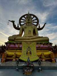 Temple Hopping in Koh Samui