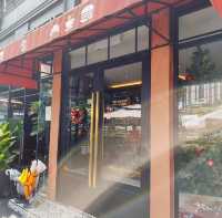 Black bixon cafe