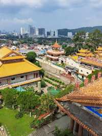 Kek Lok Si Chronicles: A Spiritual Journey Above the Clouds