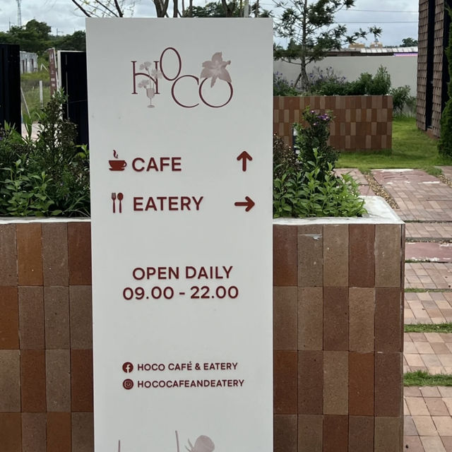 Bright Borderside Chill – My Visit to HoCo Cafe & Eatery, Sadao