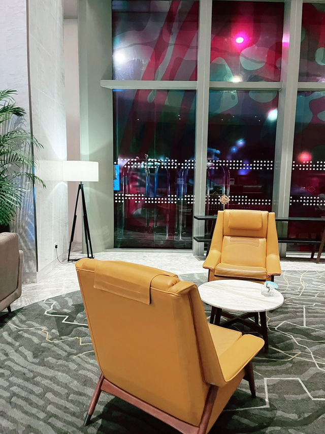 “Luxurious Comfort at Le Méridien Putrajaya” 