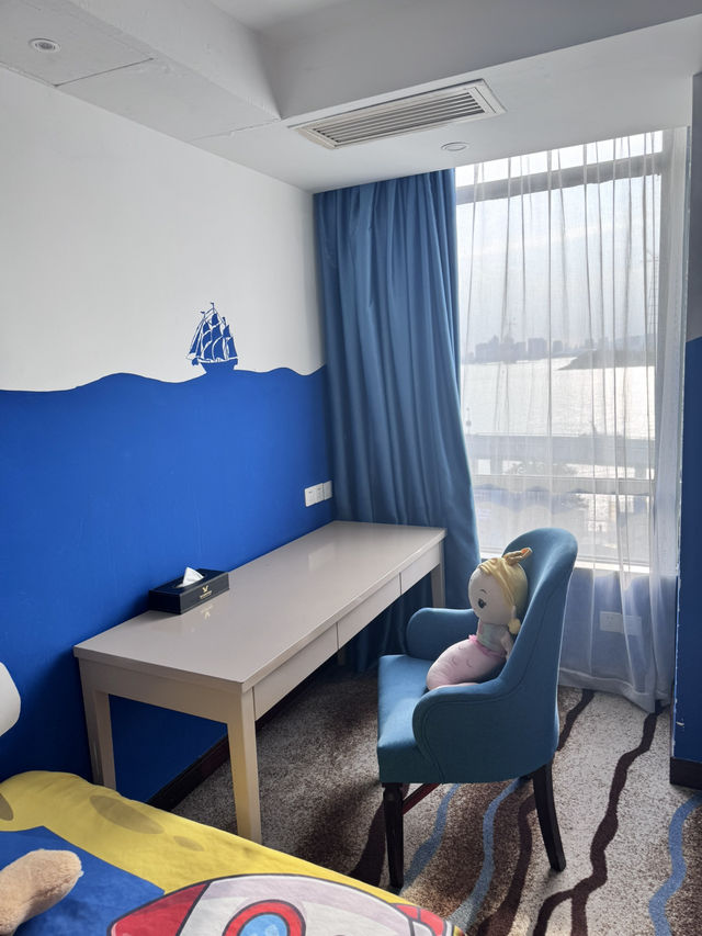 🌊 海洋夢幻之旅！入住廈門維也納國際酒店親子三人房 🏖️