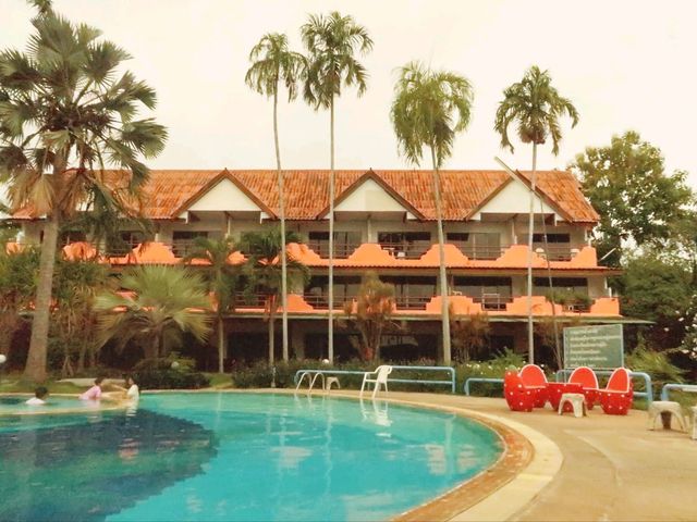 DuenShine Resort –ที่พักริมน้ำสุดชิลล์ จ.กาญจนบุรี