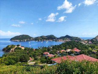 Island Charm and Crystal Waters in Les Saintes