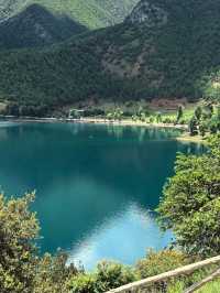 The Mirror of the Clouds: Discovering Lugu Lake