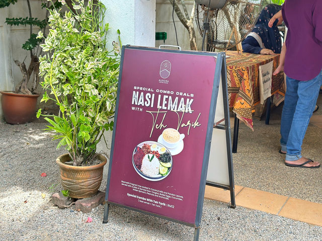 Aurora Coffee House – A Malay Traditional Café Gem in Terengganu