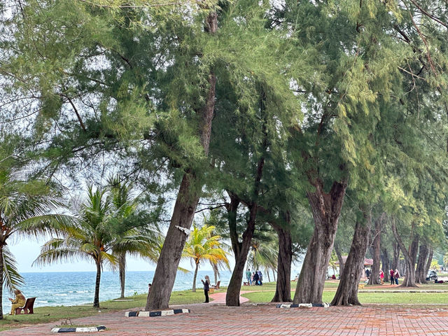 Pantai Rekreasi Kelulut Terengganu – Hidden Beach Gem on the East Coast