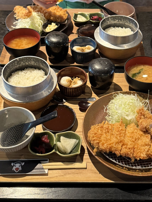 【滋賀🇯🇵】彦根に来たら絶対に寄って欲しい絶品とんかつ🐷‼️