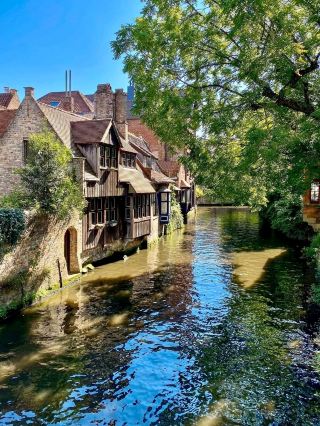 🏰 Bruges: A Fairytale City of Canals