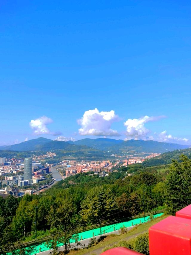 俯瞰畢爾巴鄂最靚景點🌳