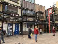 Morning stroll in Asakusa: Timeless Charm of Sensoji Temple⛩️