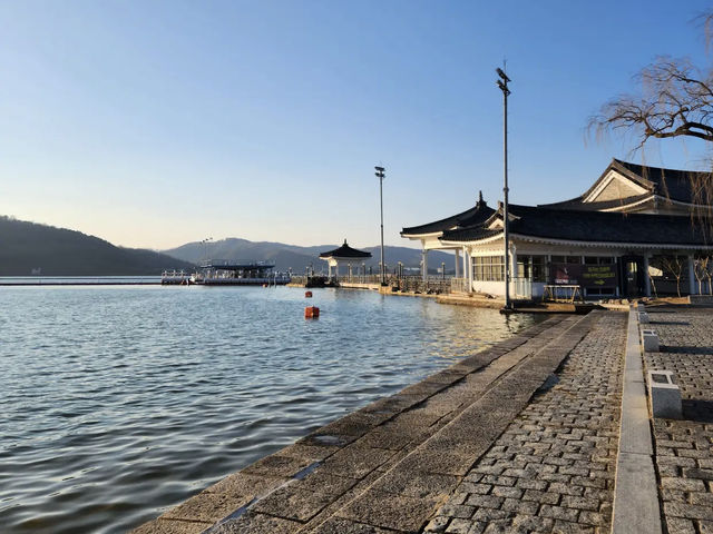 Bomun Lake