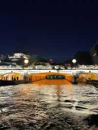 Enjoy Guilin night through the cruise 