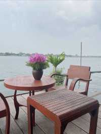 ร้านอาหาร บ้านระเบียงน้ำ