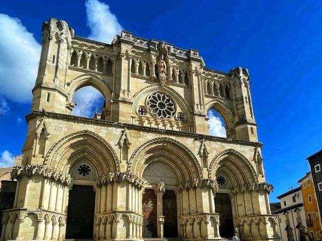 🏰 Historic Walled Town of Cuenca – Spain’s City in the Clouds