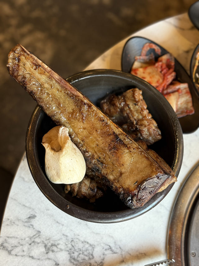 밤이 깊을수록 더 맛있어지는 고기집