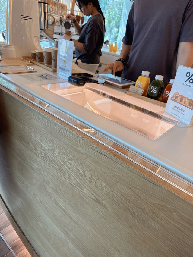 ใครไปมู Repulse Bay แอบมาจิบกาแฟ อากาศเย็นๆได้น้า