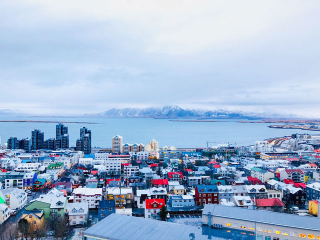 🌤 มองเมืองจากยอดโบสถ์ Hallgrímskirkja 🌤 มองเมืองจากยอดโบสถ์ Hallgrímskirkja