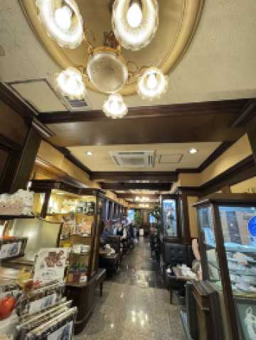 滿滿昭和感-丸福咖啡