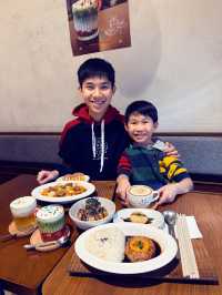 大圍充滿聖誕氣氛的日式咖啡店