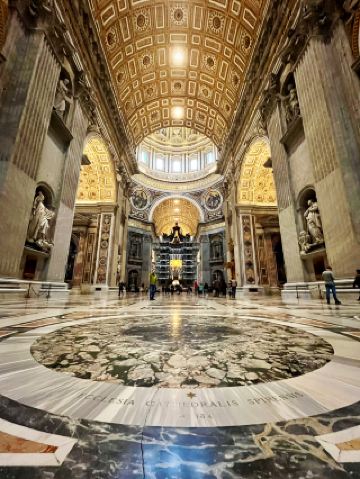 วาติกัน: เพดานมหาวิหารเซนต์ปีเตอร์