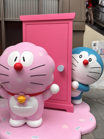 コーズウェイベイ限定！世界初・ピンクのドラえもん「桜フェスティバル