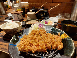 A Must-Eat Tonkatsu in Kumamoto! Katsuretsu Tei and a Stroll Through the Lively Shopping Arcades