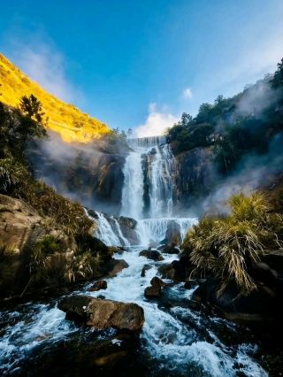 ⛰️ Tiantai Mountain | Where Waterfalls Meet Ancient Zen