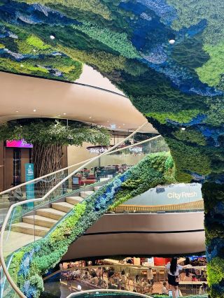 🚀 WE ENDED UP IN A CITY OF THE FUTURE WITHOUT LEAVING THE MALL