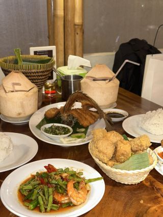 A Hidden Gem in Jakarta: My Memorable Dinner Experience at Kampung Kecil