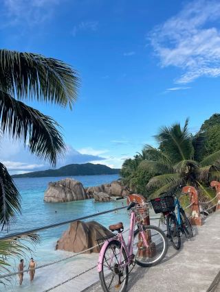 Summer Beach at Seychelles: Ocean Breeze and Golden Afterglow