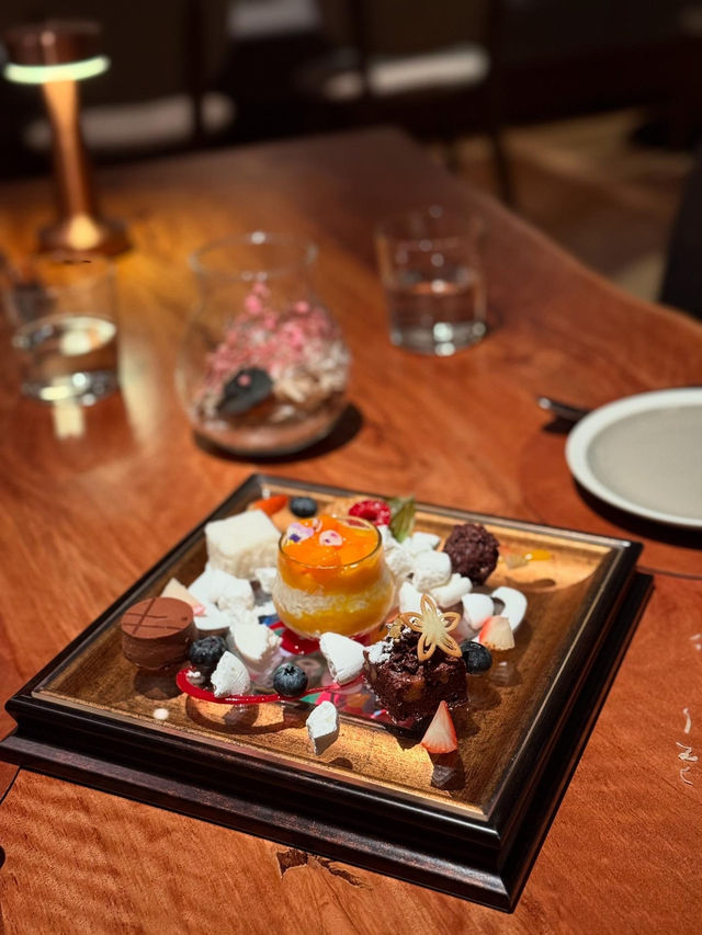 銅鑼灣的精緻藝術西餐廳🍽🥂🍾 靚靚玫瑰長廊🌹