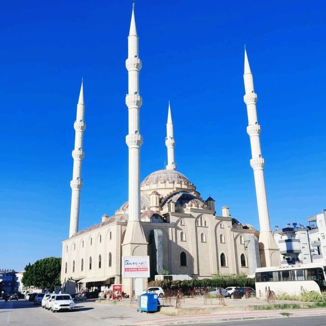 The Magnificent Mosque Complex in Manavgat