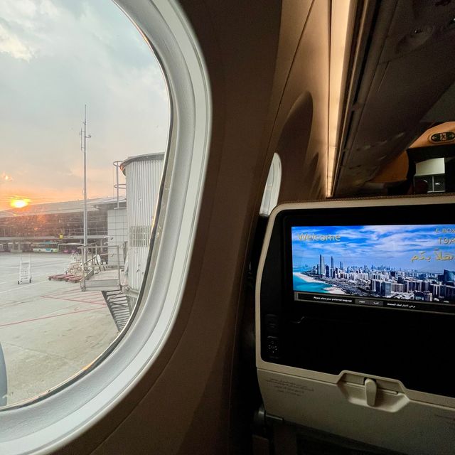 KLIA: Gateway to Global Horizons