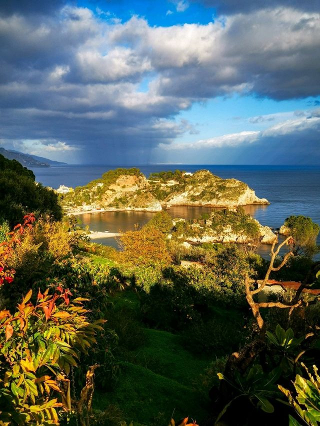 Sicilian Splendor: Taormina's Timeless Charm