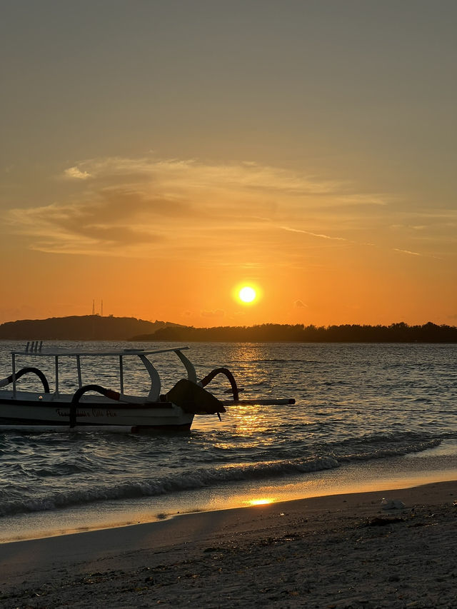 Gili Islands Sunset: Pure Tropical Magic