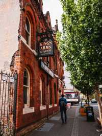 Discover Salford: A Hidden Gem in Manchester! 🌟