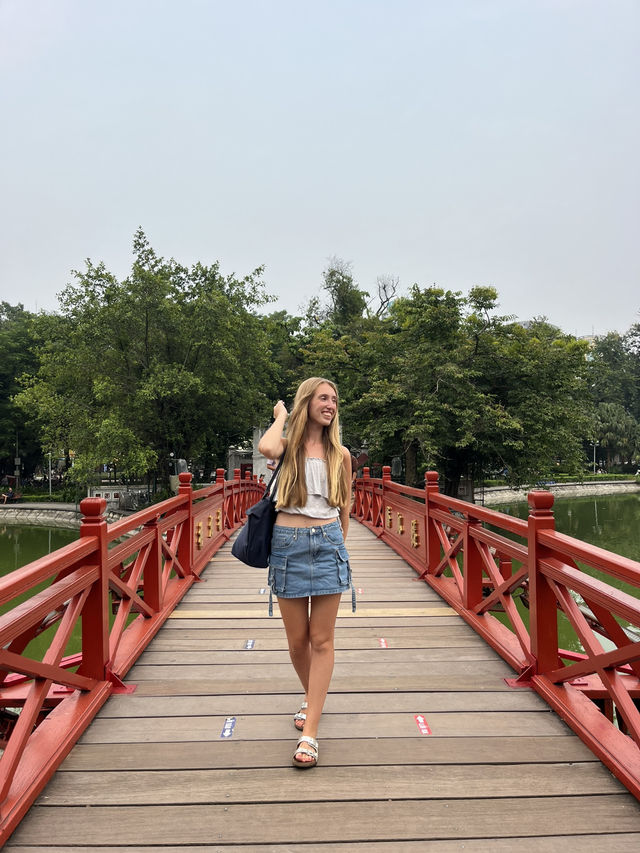 🐢✨Temple by the Lake: Ngọc Sơn Temple 🌊🏯 🐢✨Temple by the Lake: Ngọc Sơn Temple 🌊🏯