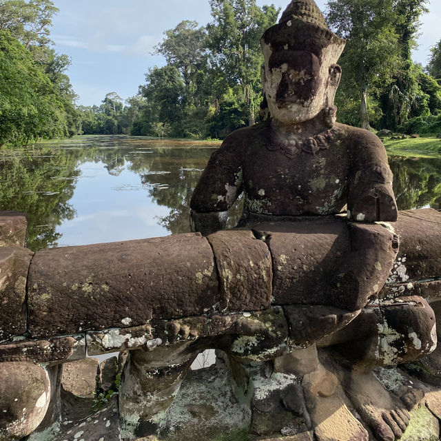 Самостоятельно в поисках сокровищ Ангкора.