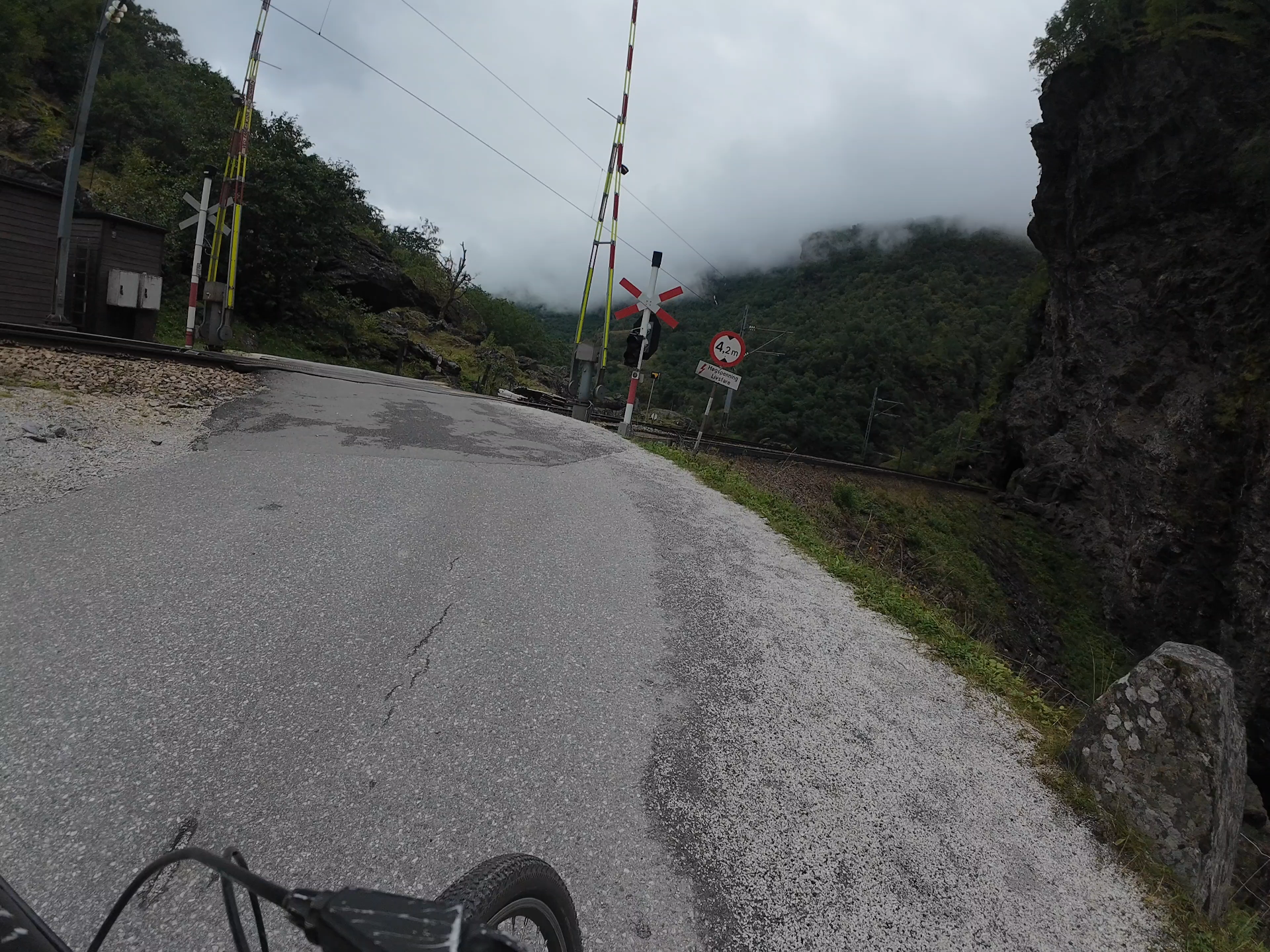 The most beautiful bike ride… then this happened 😂🇳🇴