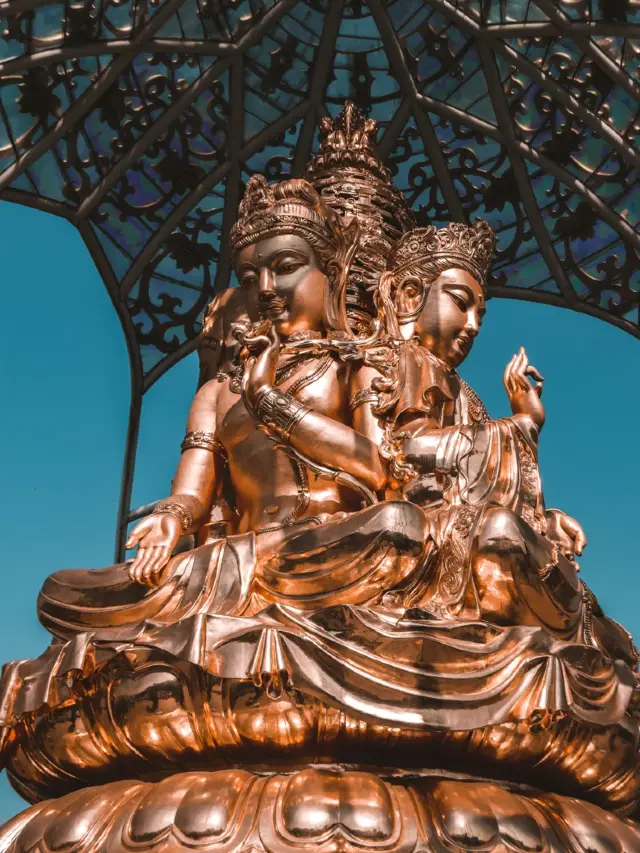 4-faced GOLD guanyin on Shenzhen mountain